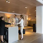Leonardo Babylon 4* Haag
