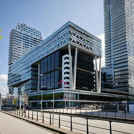 Leonardo Babylon The Hague