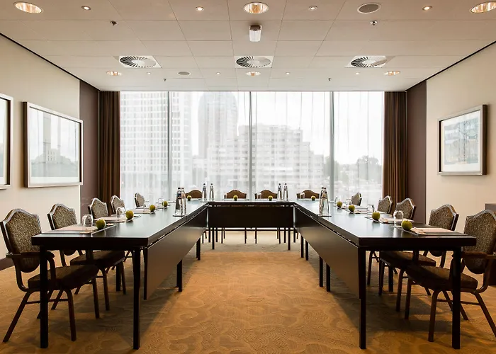 Szálloda Leonardo Babylon Hága