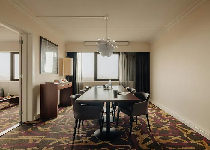 Leonardo Babylon Hotell 4*