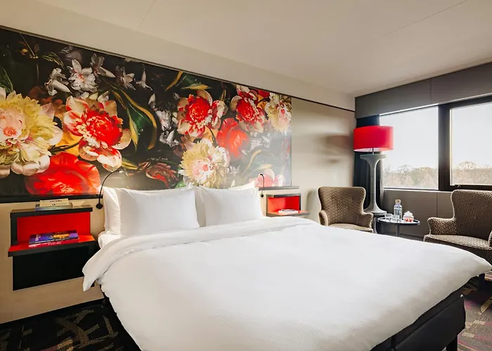 Leonardo Babylon 4* La Haye