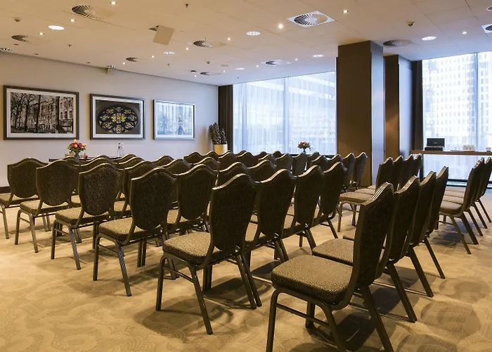 Leonardo Babylon L'Aia