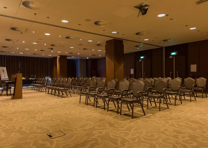 Leonardo Babylon Hotel 4*