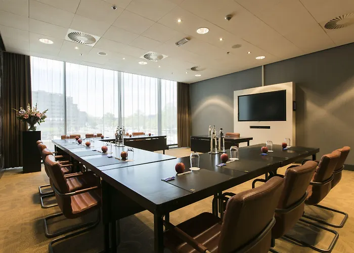 Leonardo Babylon L'Aia